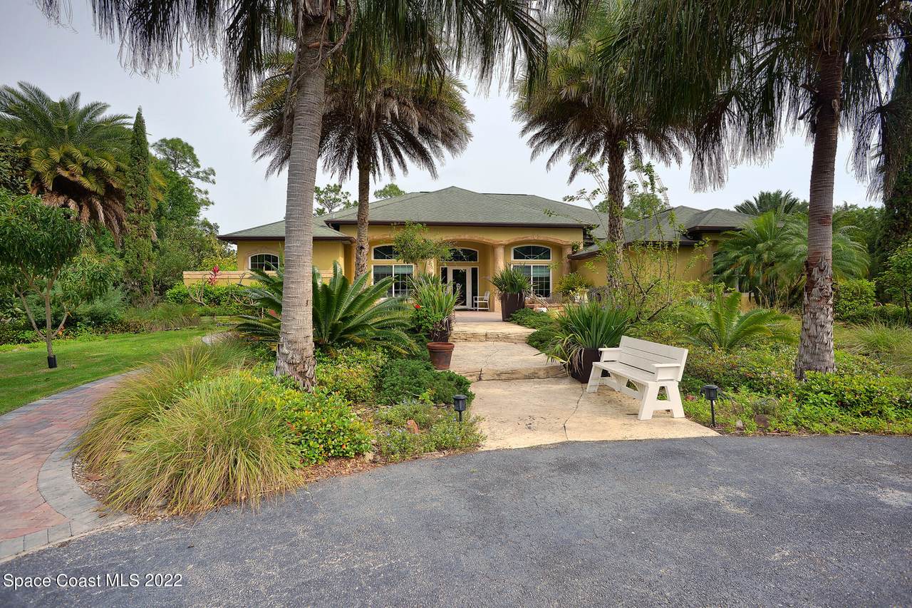 2739 Harlock Road - Photo 1