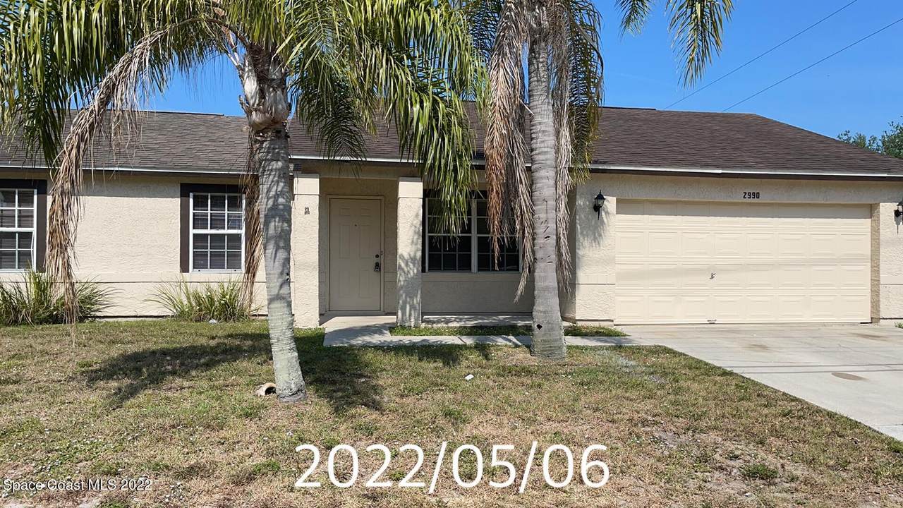 2990 Emerson Drive - Photo 1