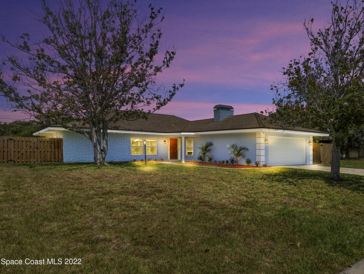 2504 Reed Avenue - Photo 1
