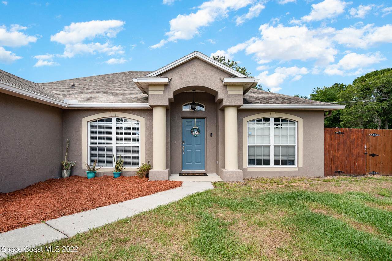 6450 Ailes Avenue - Photo 1