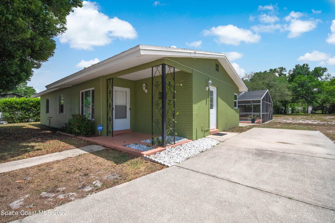 1345 Rockhill Street - Photo 1