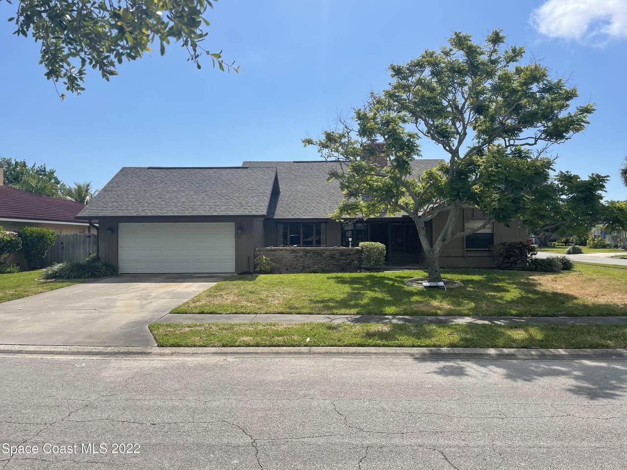 21 Brenda Court - Photo 1