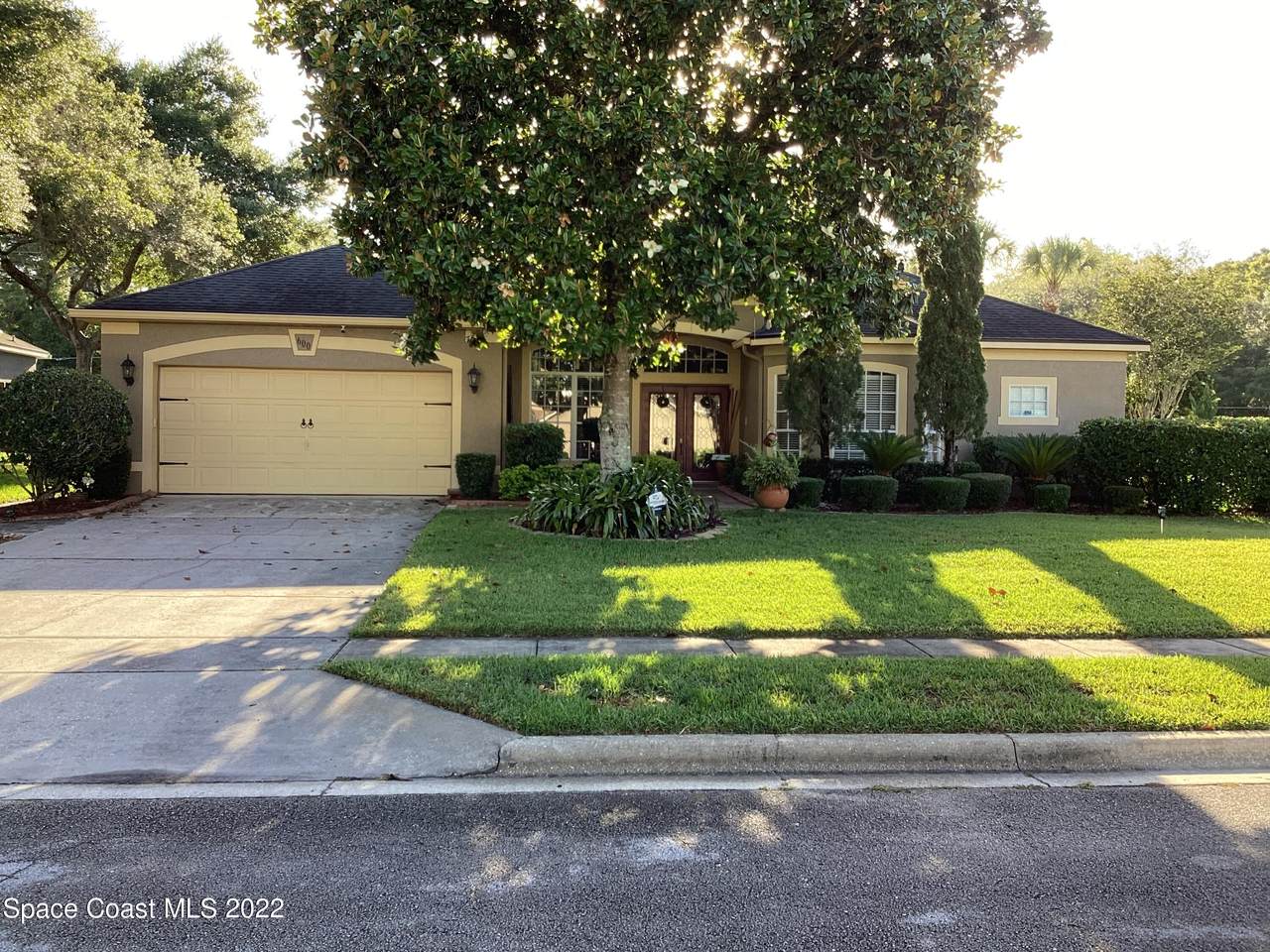 600 Caledonia Place - Photo 1