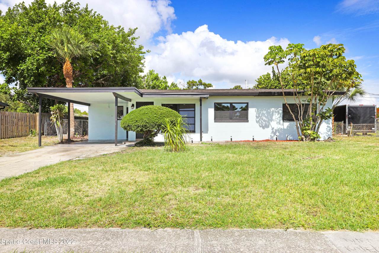 1142 Wilson Street - Photo 1