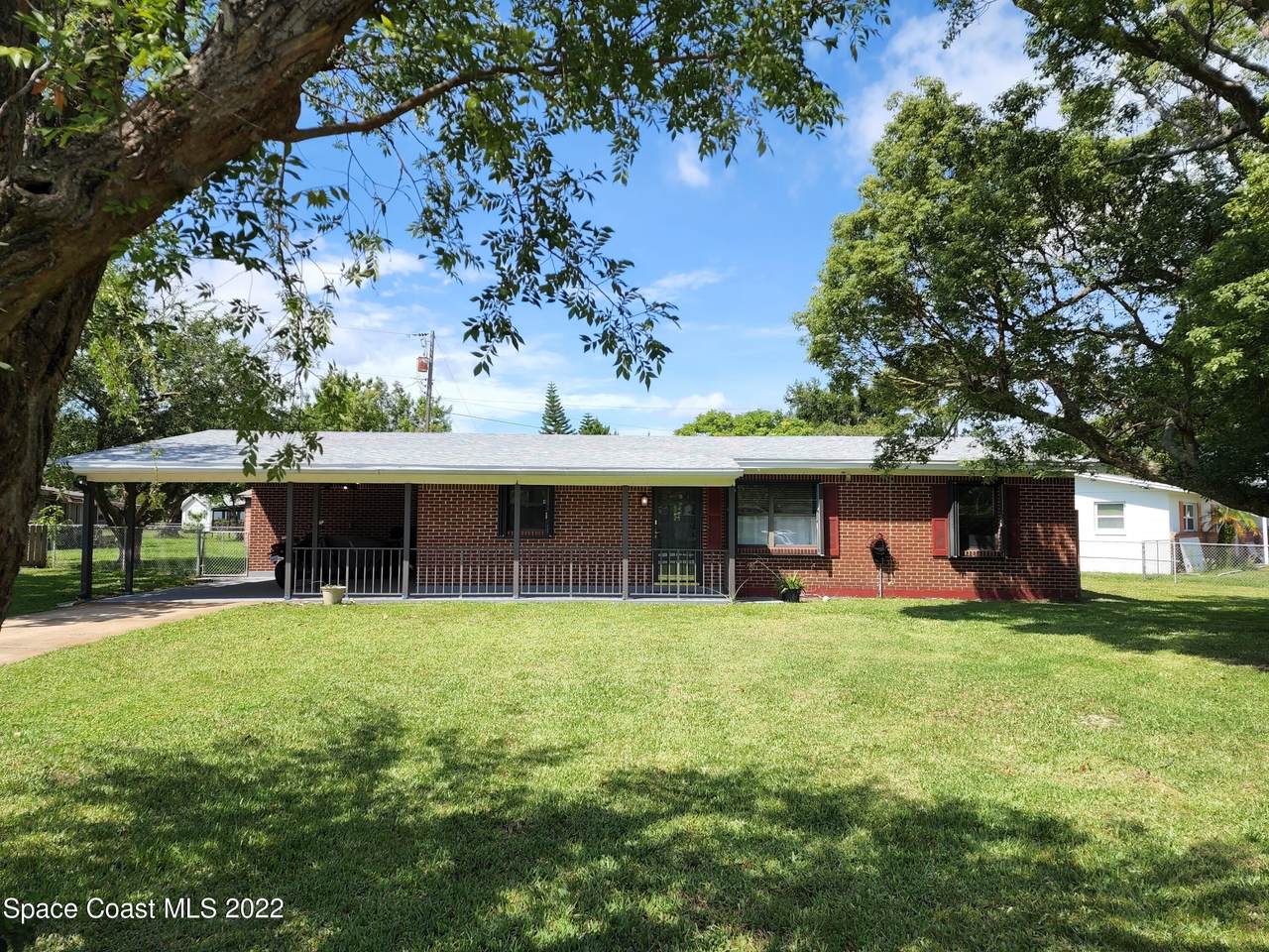 1710 Bryn Mawr Drive - Photo 1
