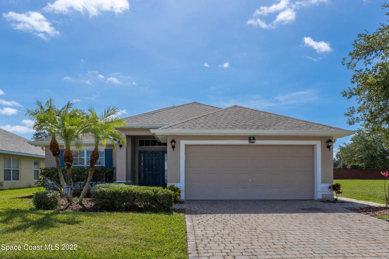 2400 Bridgeport Circle - Photo 1