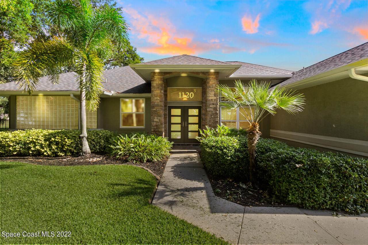 1120 Fairlawn Drive - Photo 1