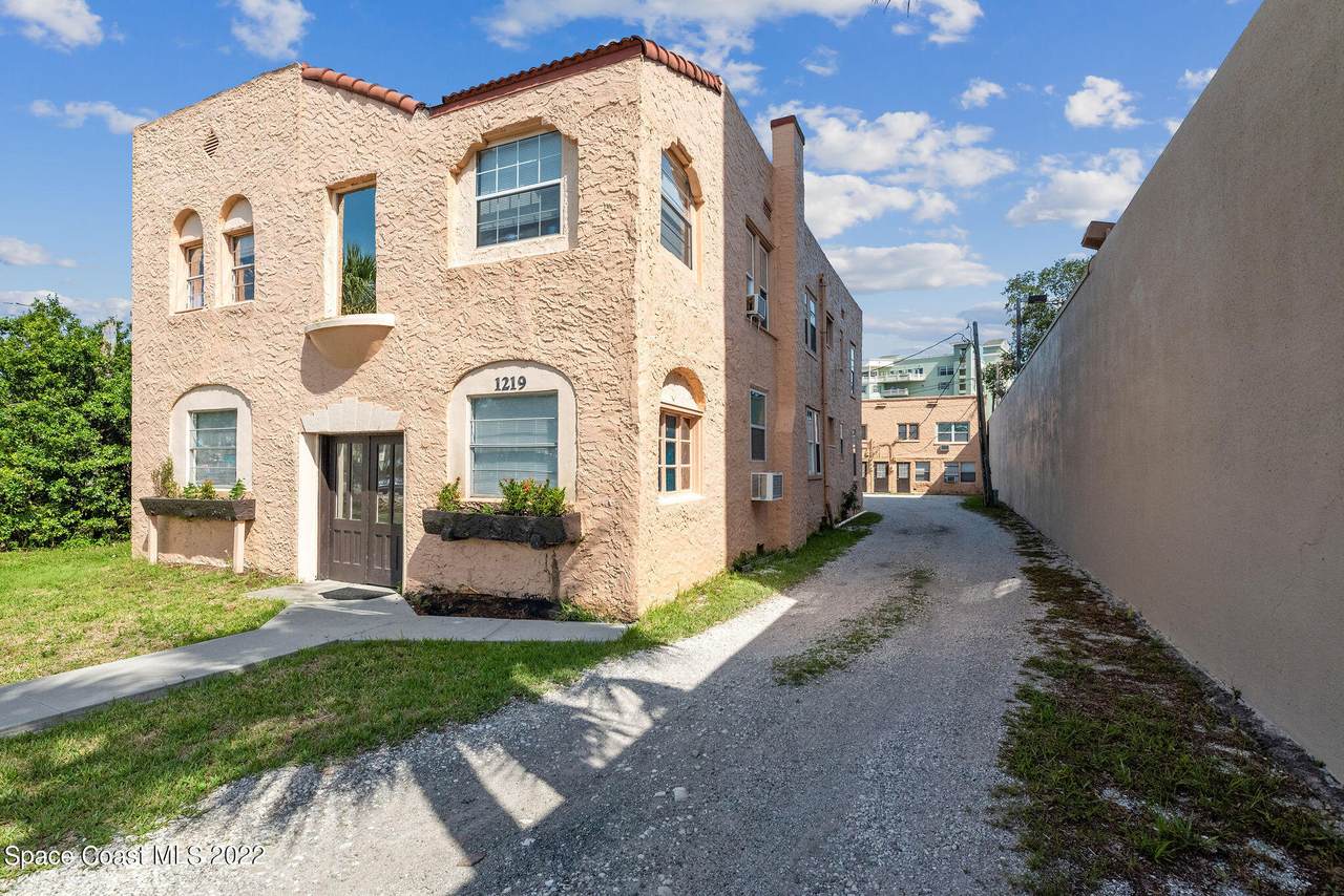 1219 Strawbridge Avenue - Photo 1