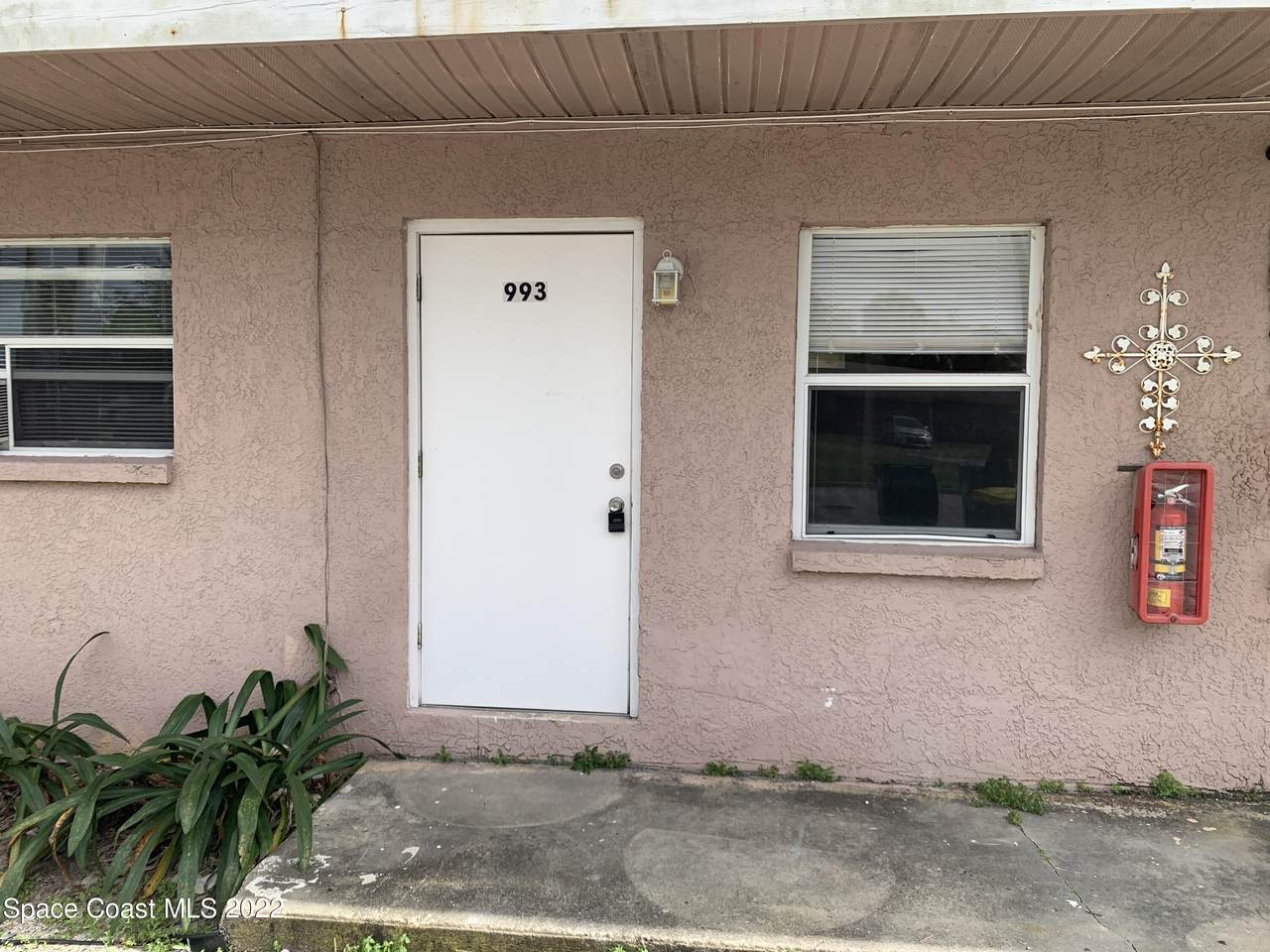 993 Coleman Street - Photo 1
