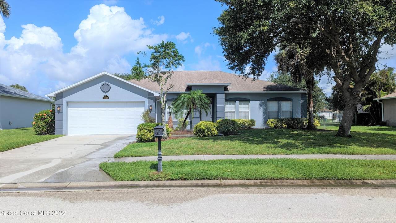 5526 Indigo Crossing Drive - Photo 1