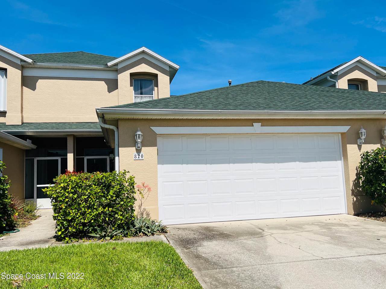 820 Veronica Court - Photo 1
