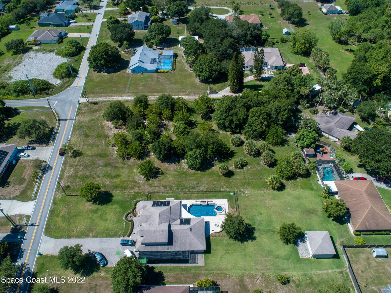 3045 Tropical Trail - Photo 1