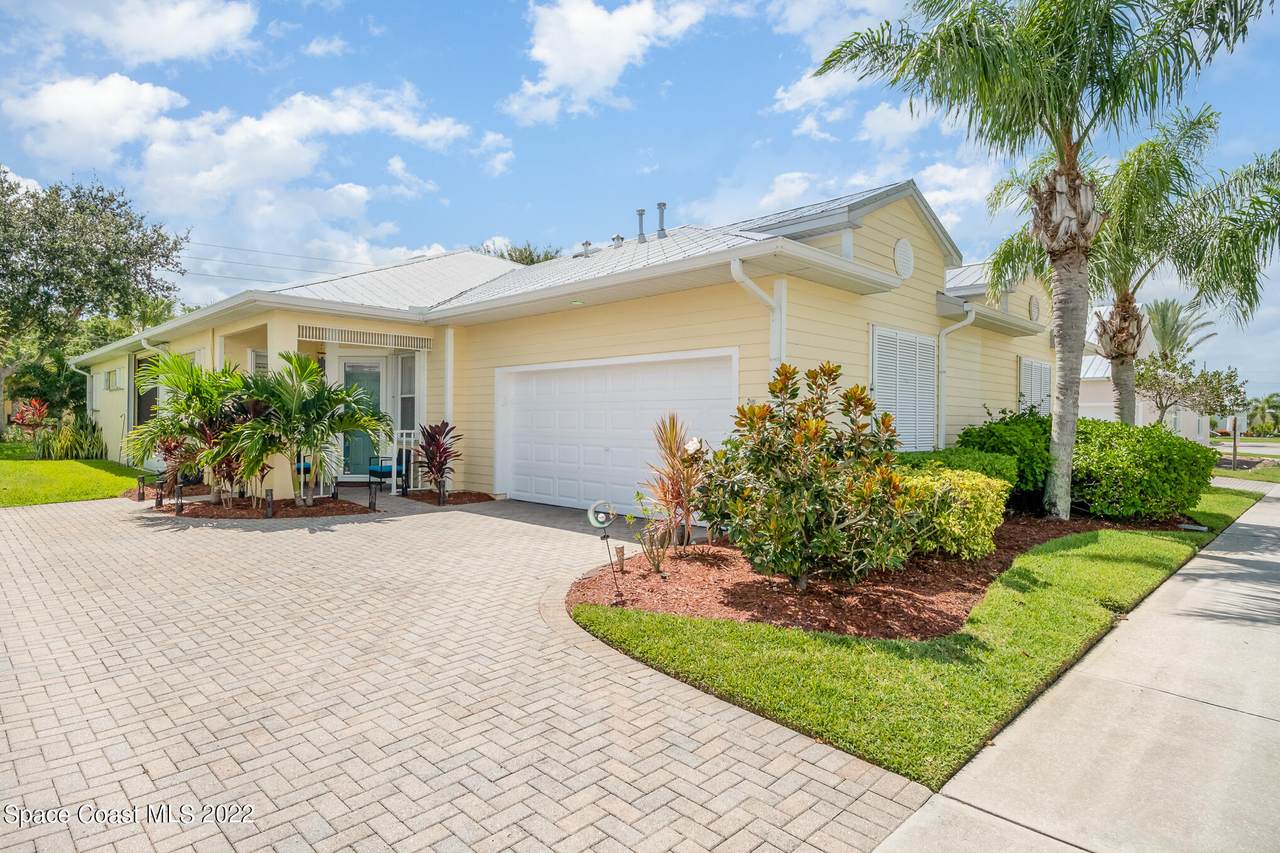 4260 Alamanda Key Drive - Photo 1