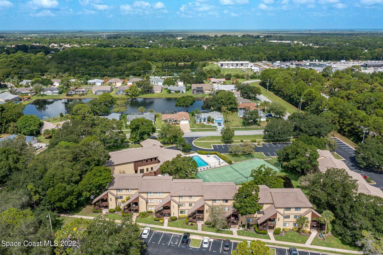 7817 Shadowood Drive - Photo 1