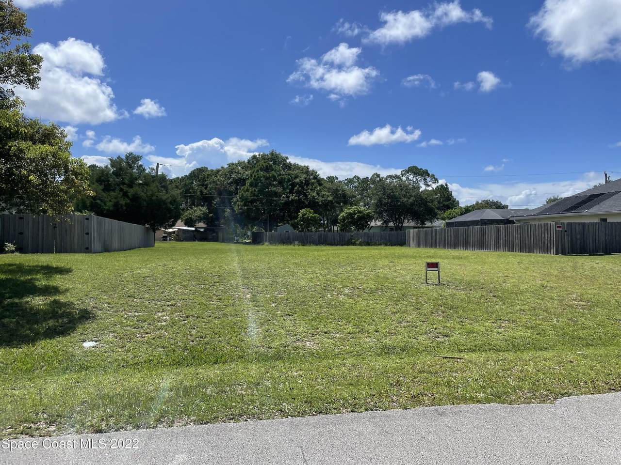 520 Escobar Avenue - Photo 1
