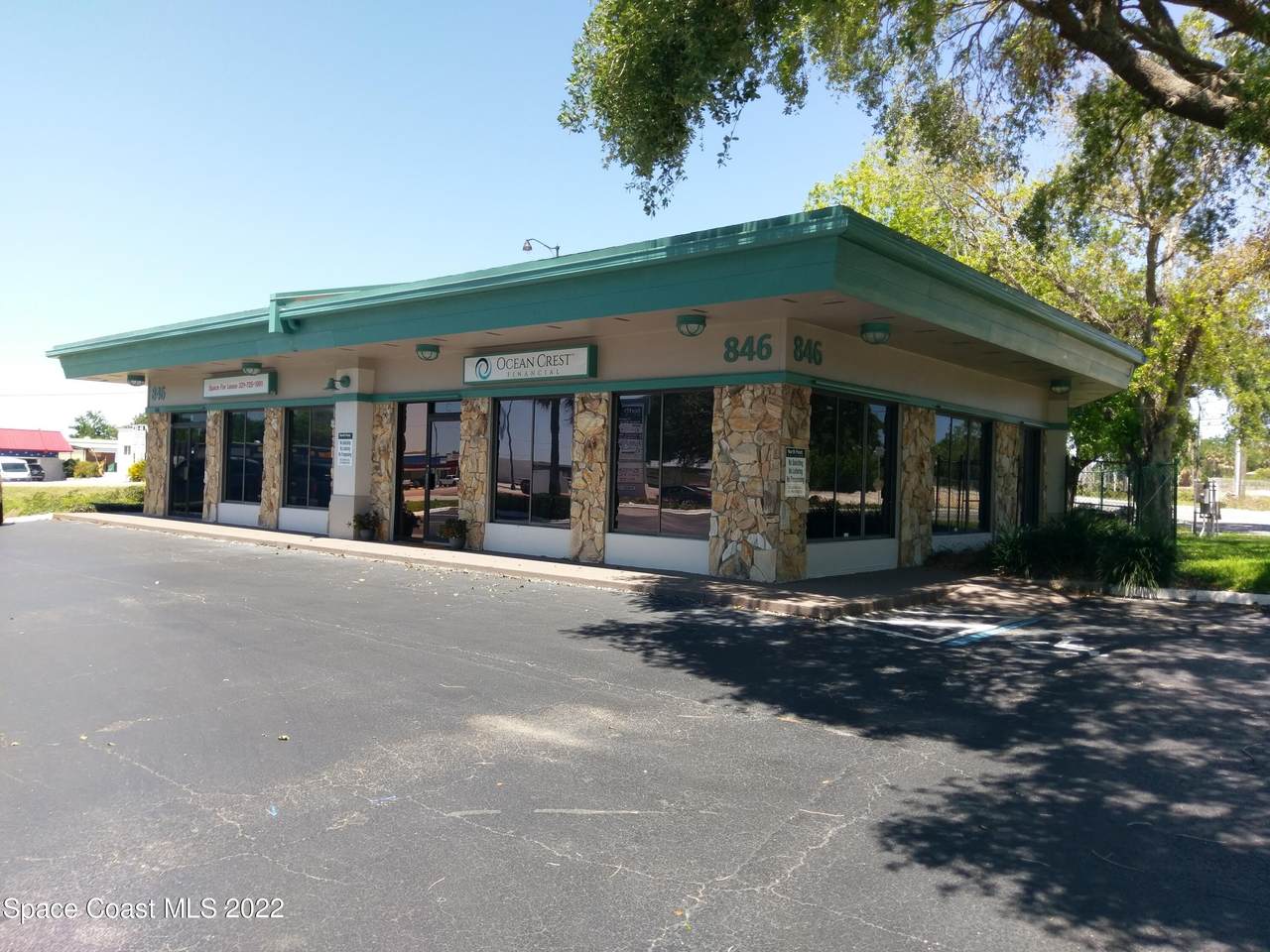 846 Cocoa Boulevard - Photo 1