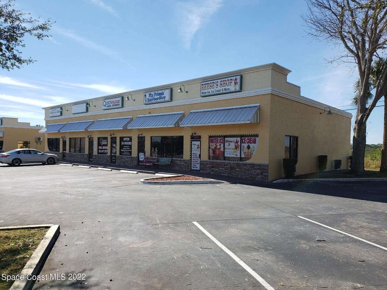 1649 Cocoa Boulevard - Photo 1