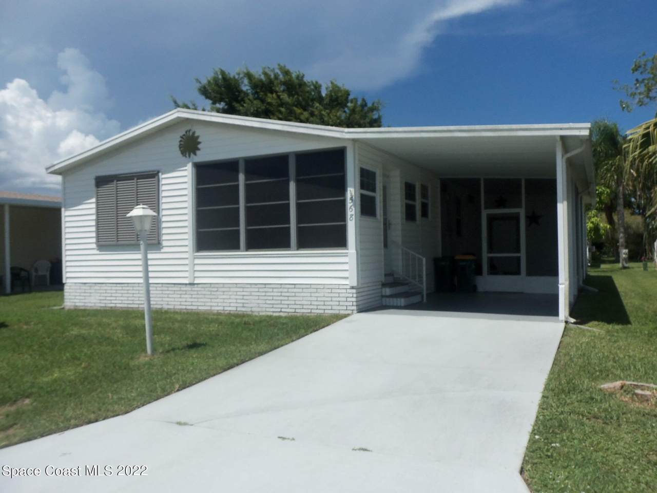 568 Tarpon Drive - Photo 1