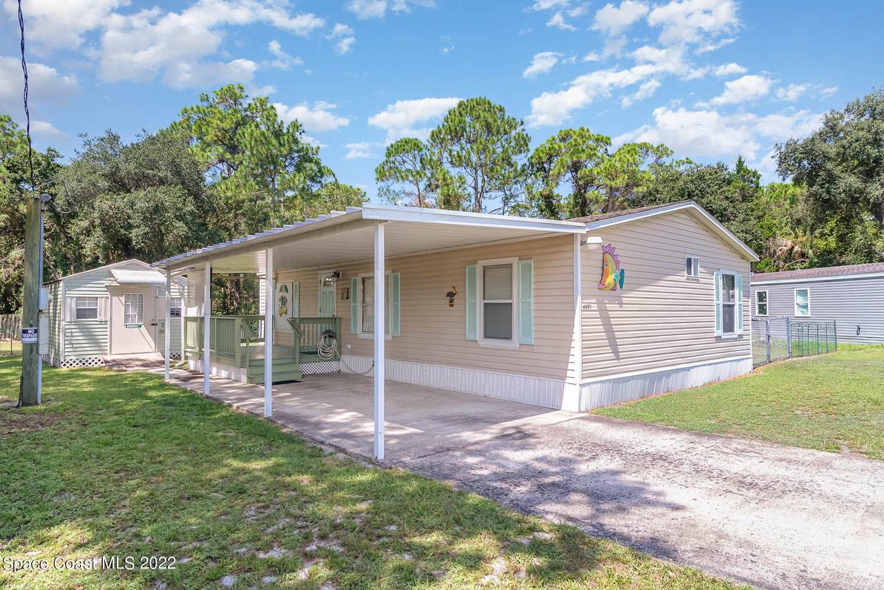 4991 Cambridge Drive - Photo 1