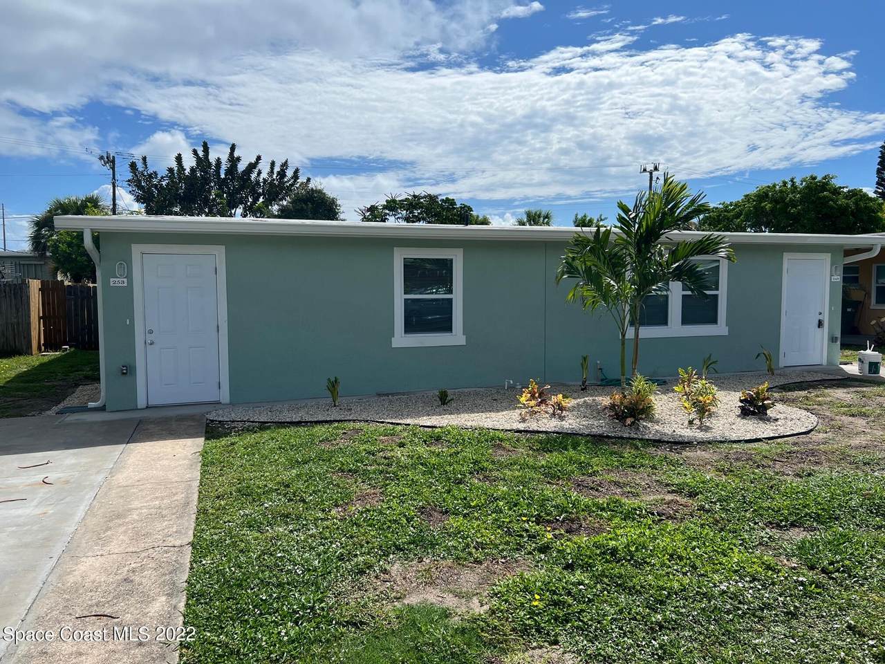 253 Brevard Avenue - Photo 1