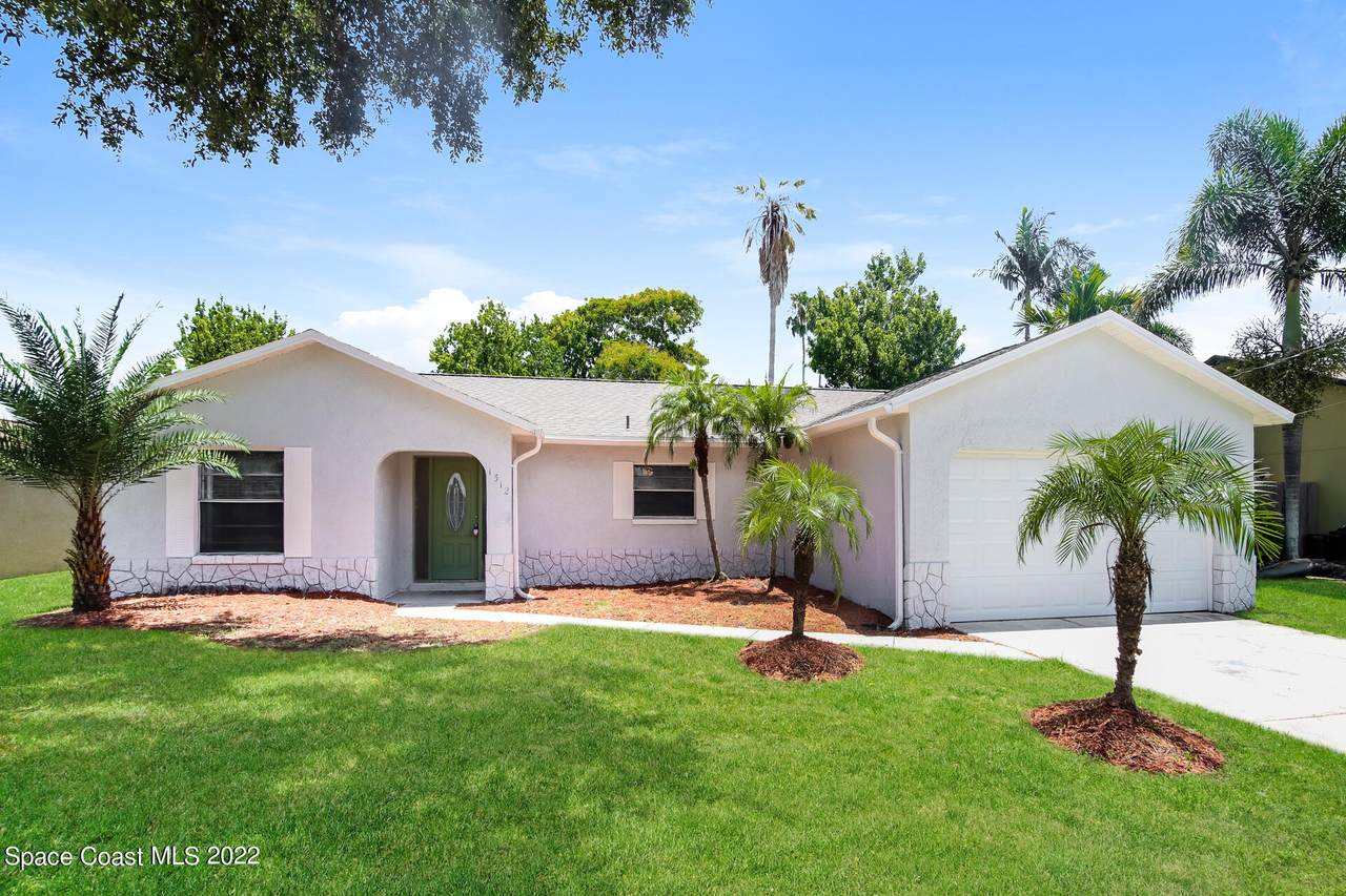 1312 Canterbury Lane - Photo 1