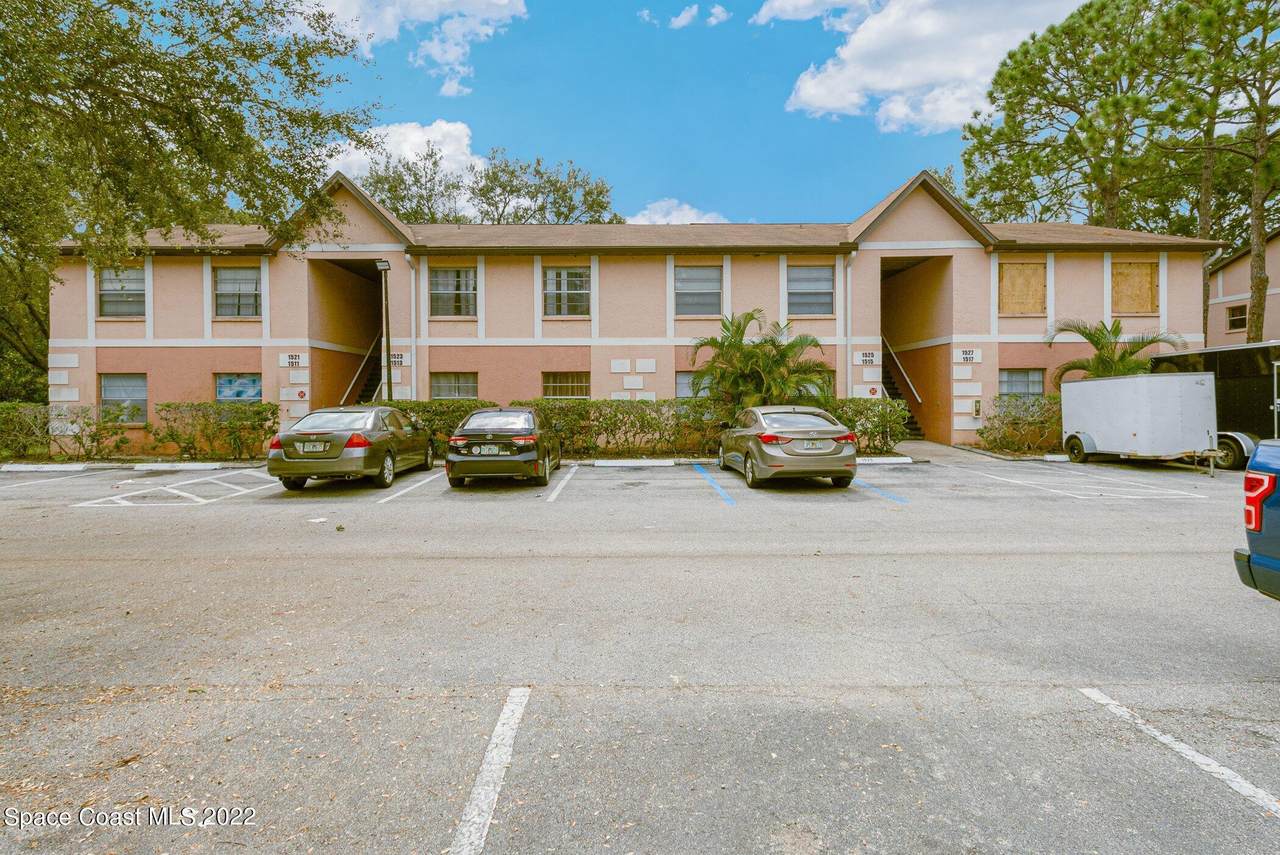 1515 Pinewood Drive - Photo 1