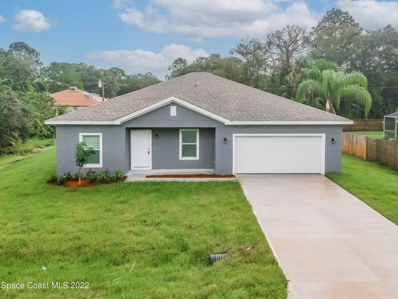 842 Damek - Photo 1