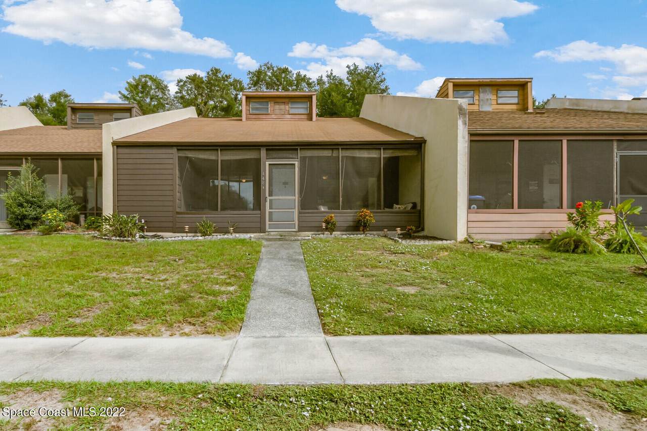 448 Valerie Drive - Photo 1