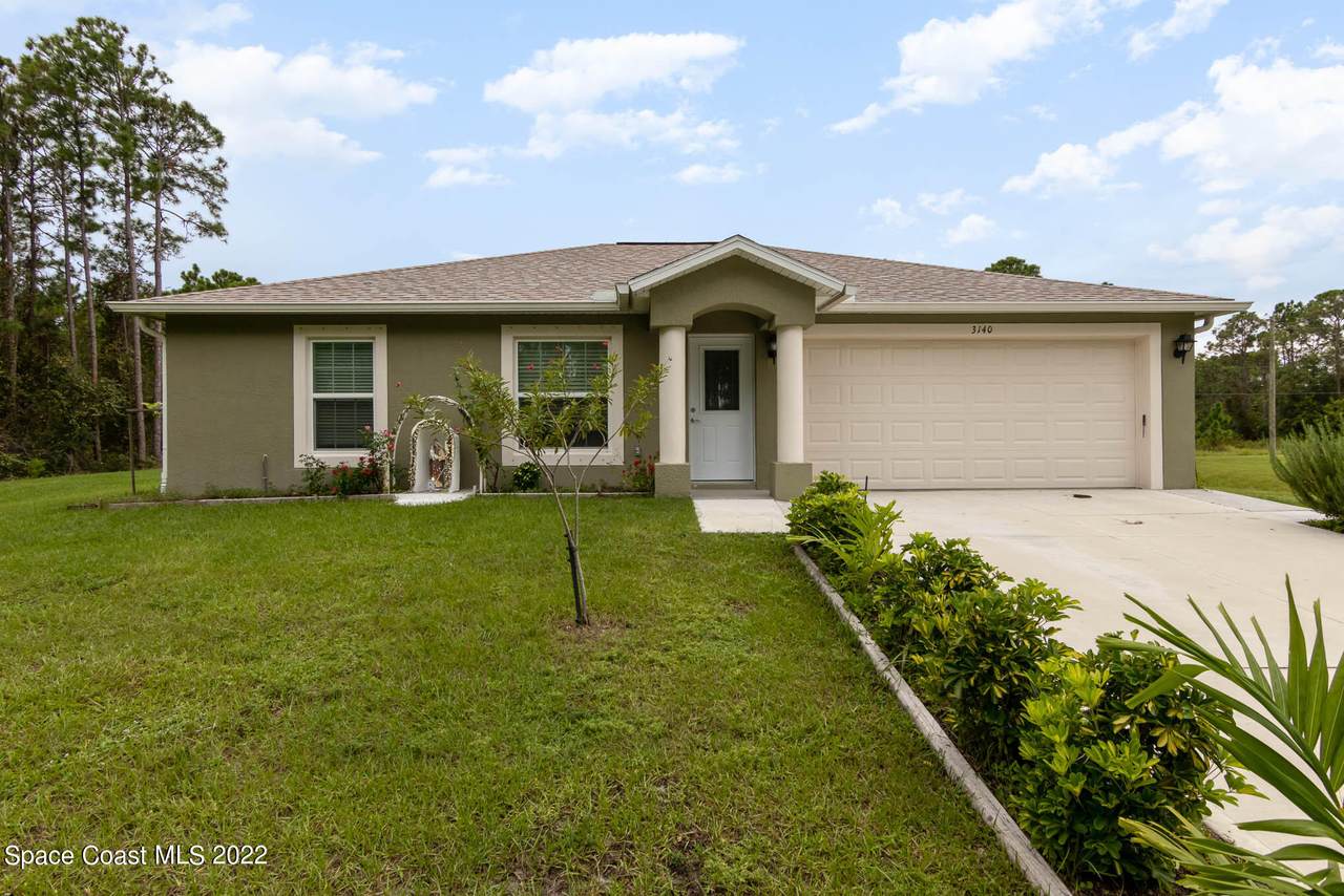 3140 Foremere Avenue - Photo 1