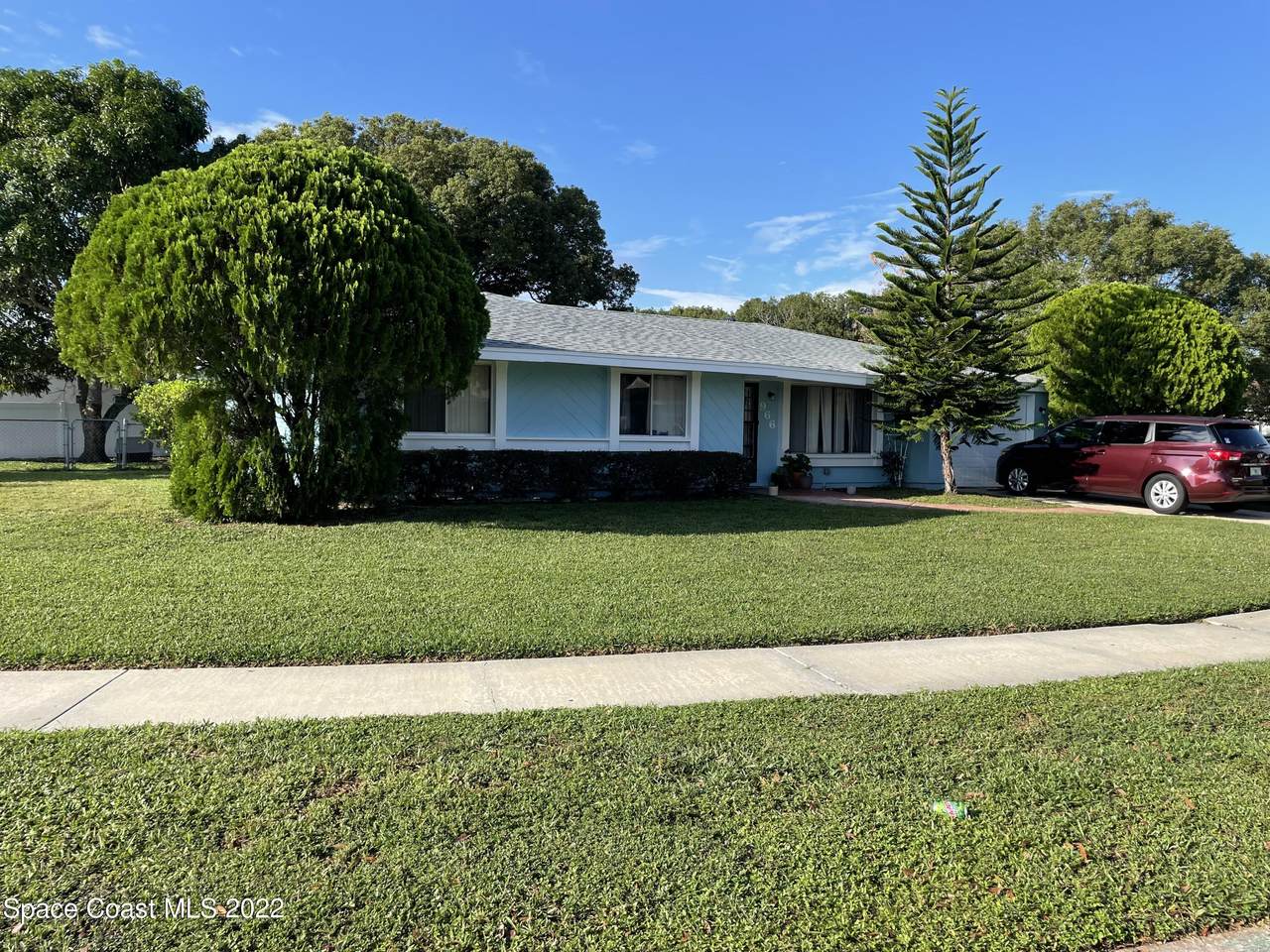 966 Gatewood Court - Photo 1
