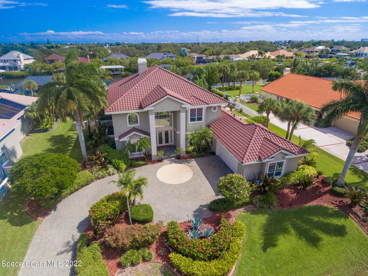 134 Lansing Island Drive - Photo 1