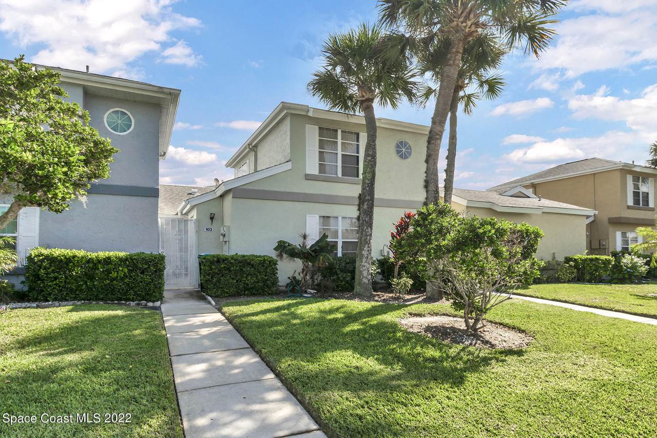 1425 Malibu Circle - Photo 1