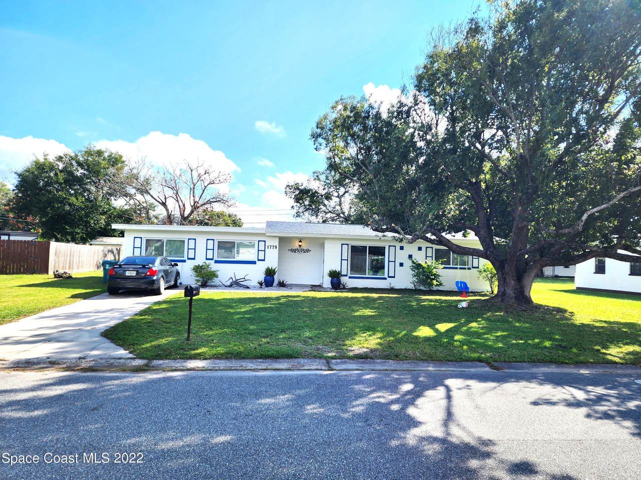 1775 Kirby Drive - Photo 1