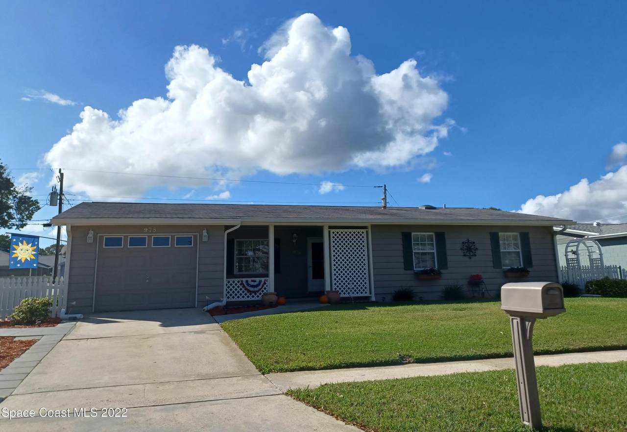 975 Lisa Drive - Photo 1