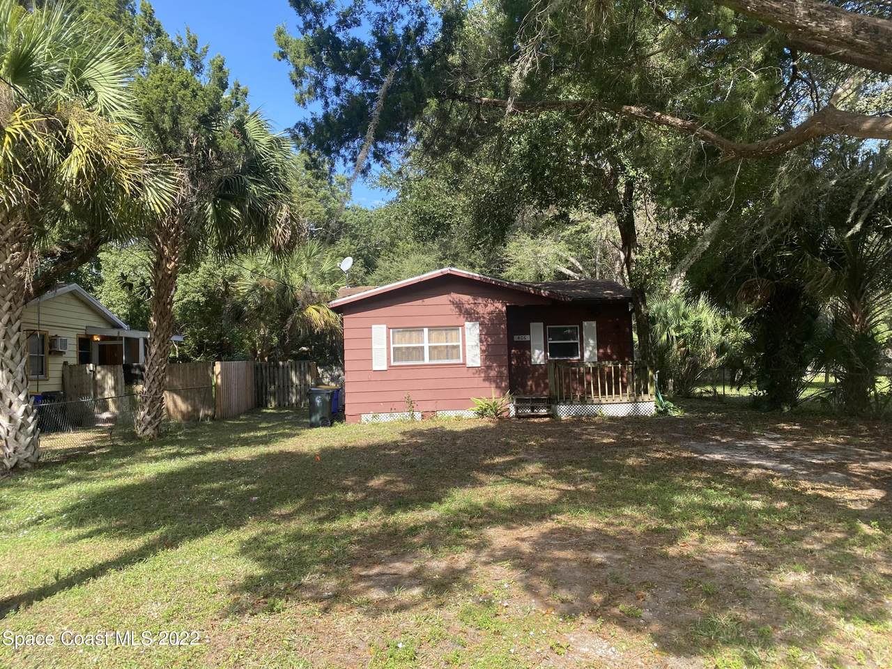 406 Dove Avenue - Photo 1