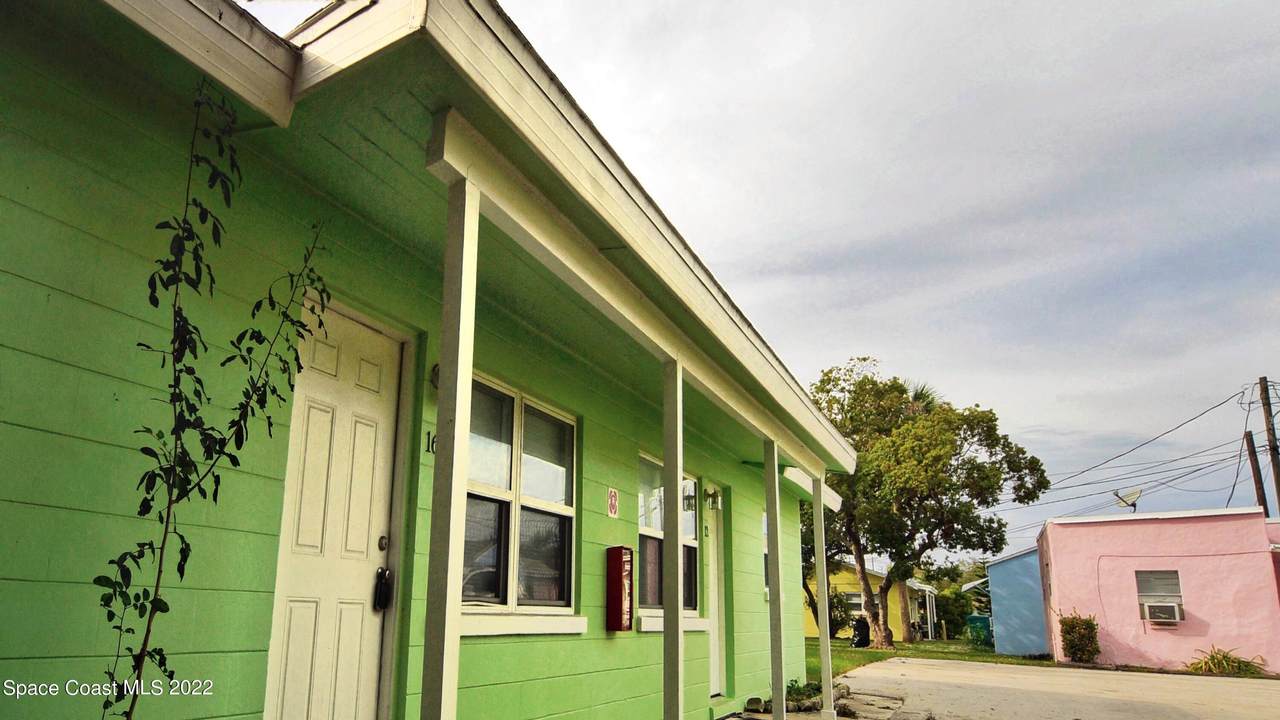 1420 Avocado Avenue - Photo 1