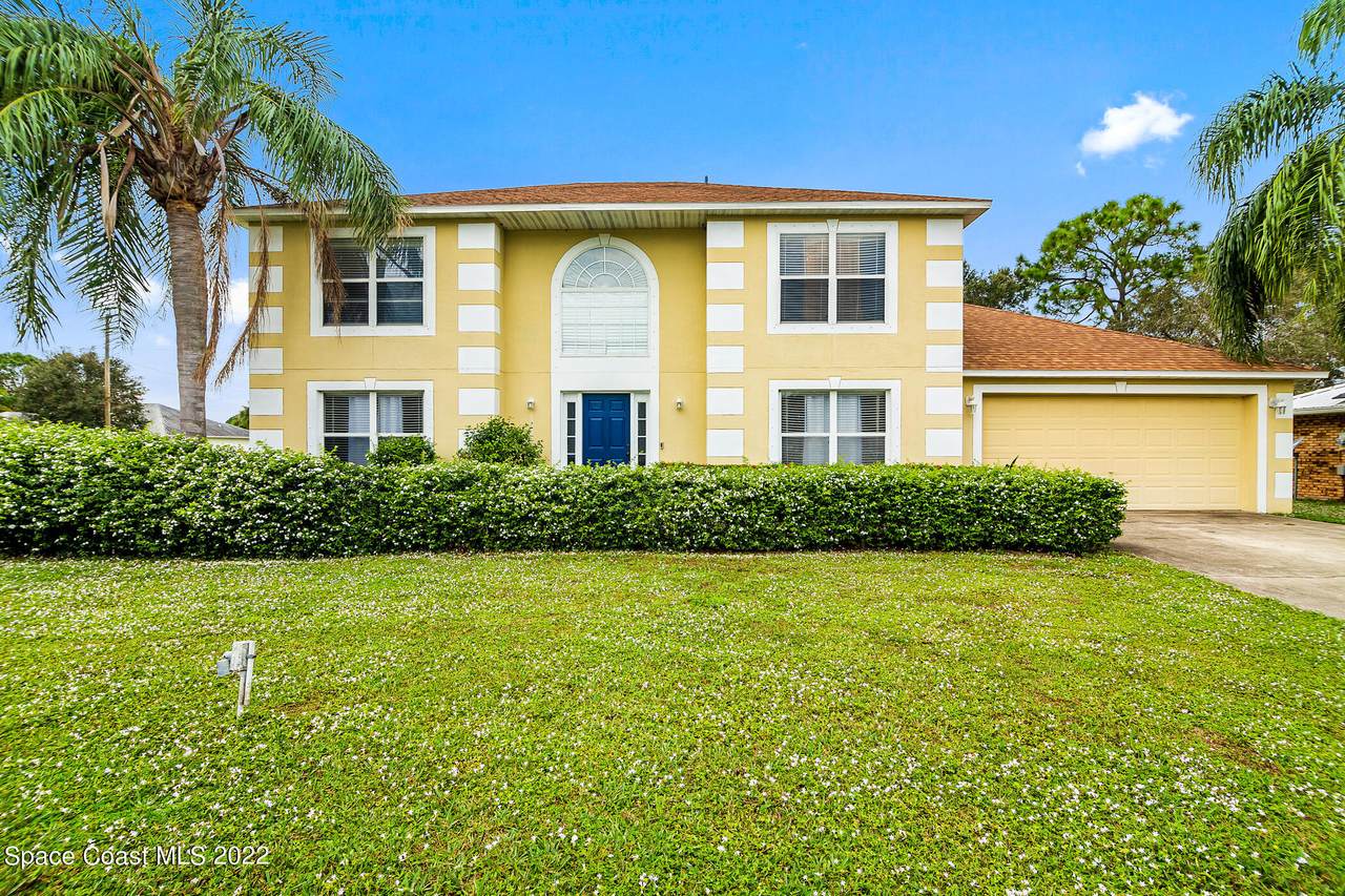2596 Emerson Drive - Photo 1