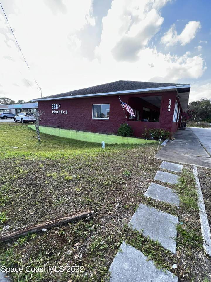 3542 Hopkins Avenue - Photo 1
