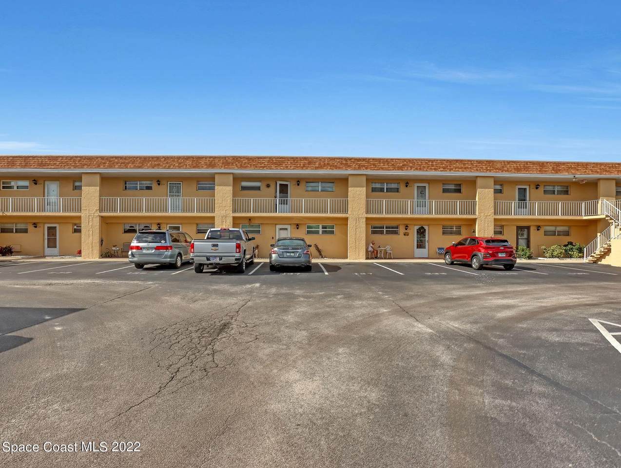 2135 Courtenay Parkway - Photo 1