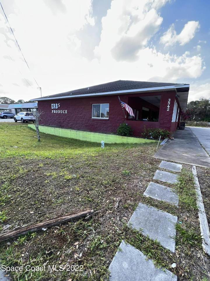 3542 Hopkins Avenue - Photo 1