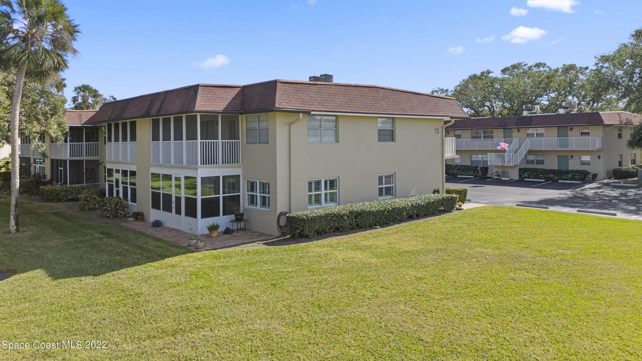 140 Aquarius Way - Photo 1