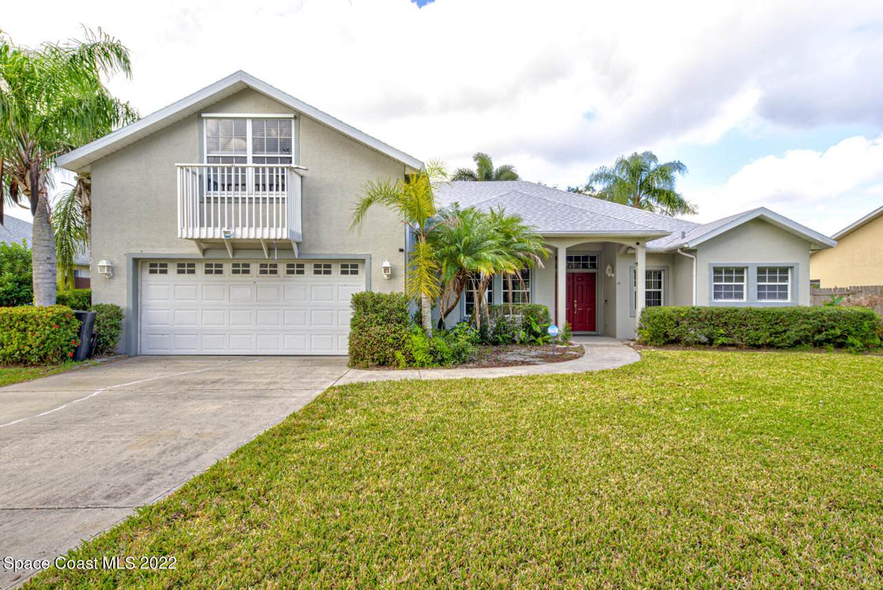 1328 Coventry Circle - Photo 1