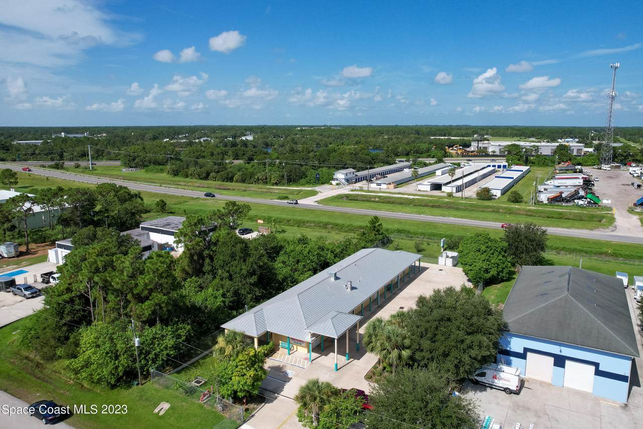 https://bt-photos.global.ssl.fastly.net/spacecoast/1280_boomver_1_1005760-2.jpg