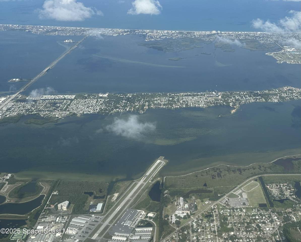 735 Pilot Lane - Photo 1