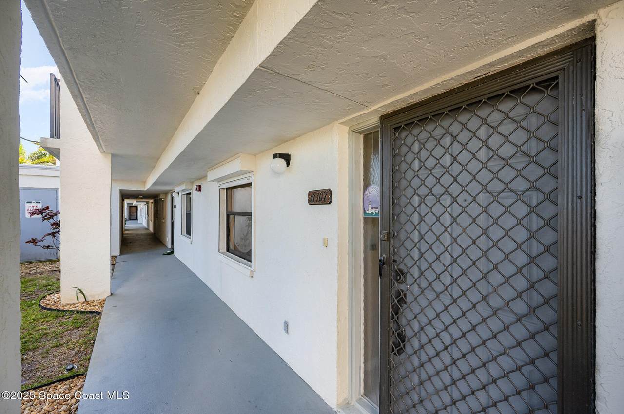 3165 Atlantic Avenue - Photo 1