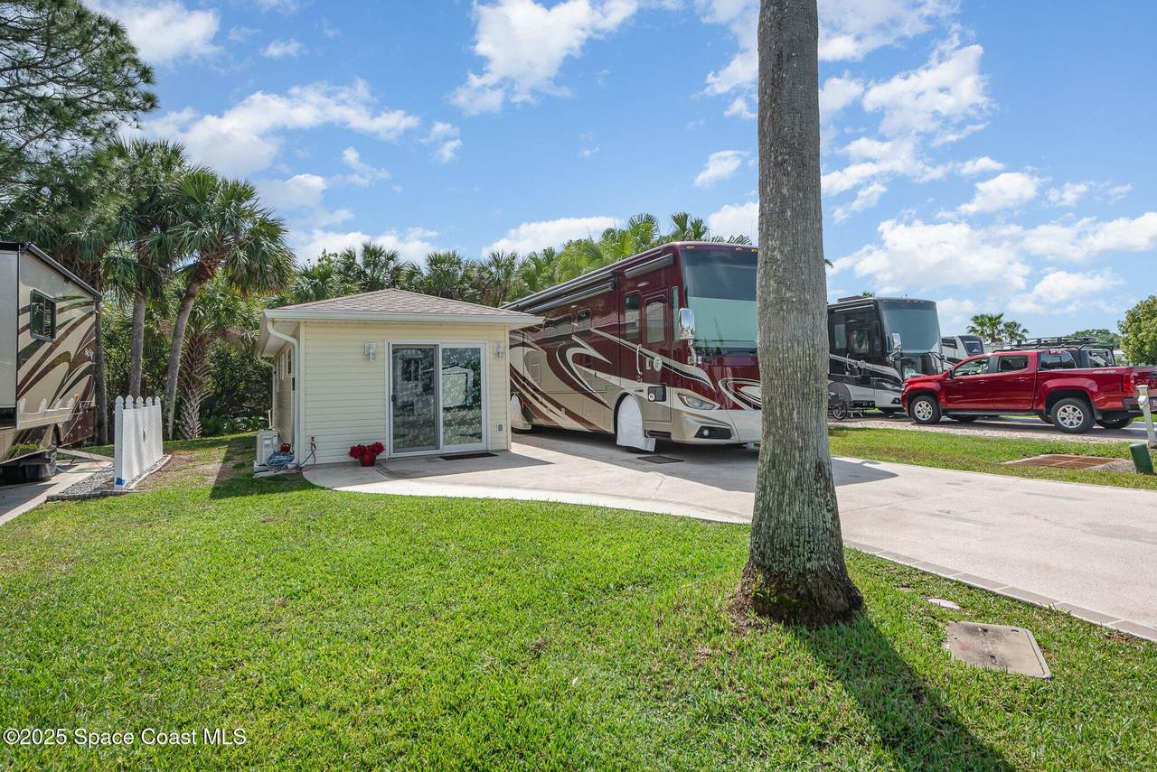 508 Oak Cove Road - Photo 1