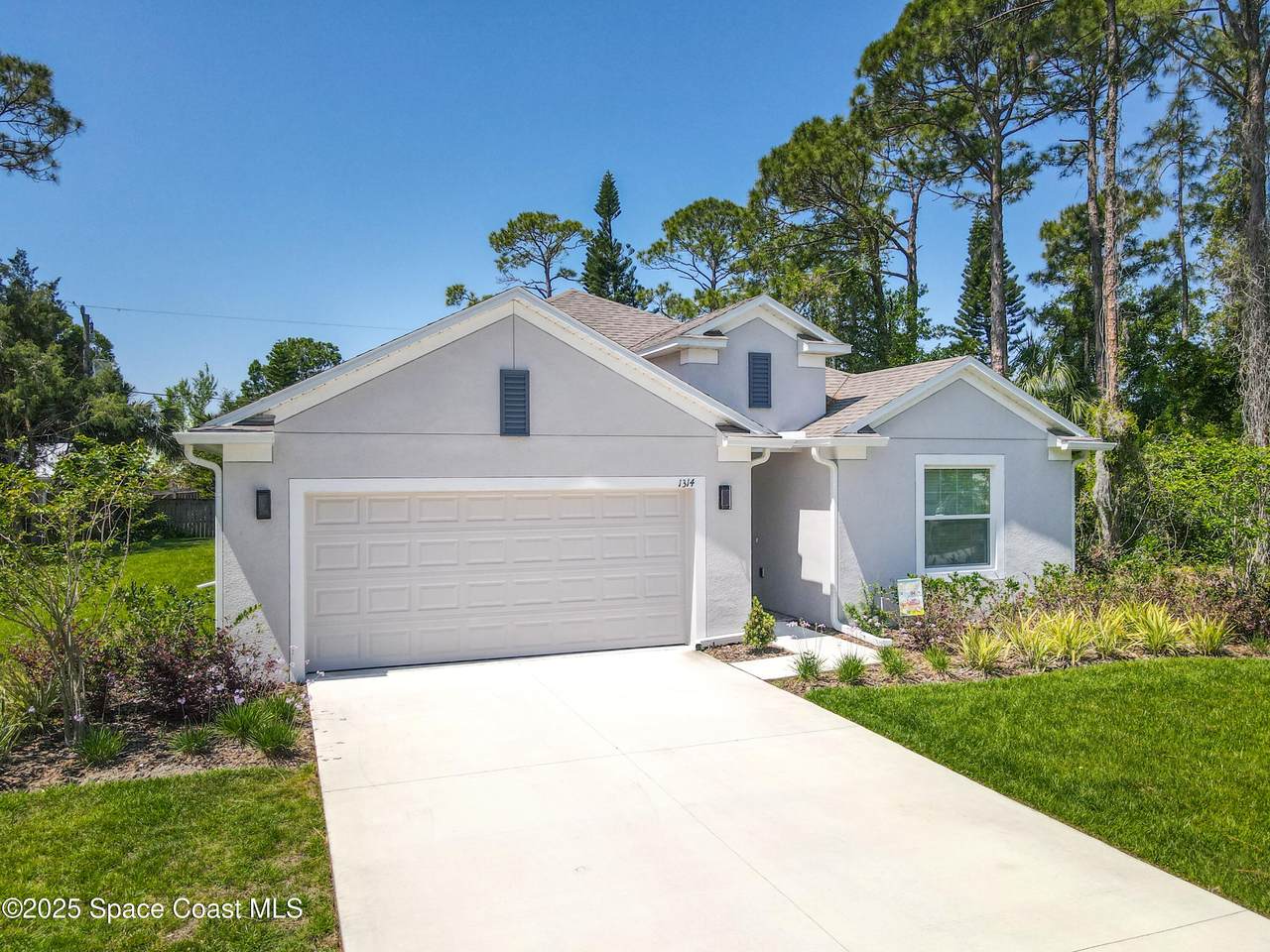 1314 Victory Palm Drive - Photo 1