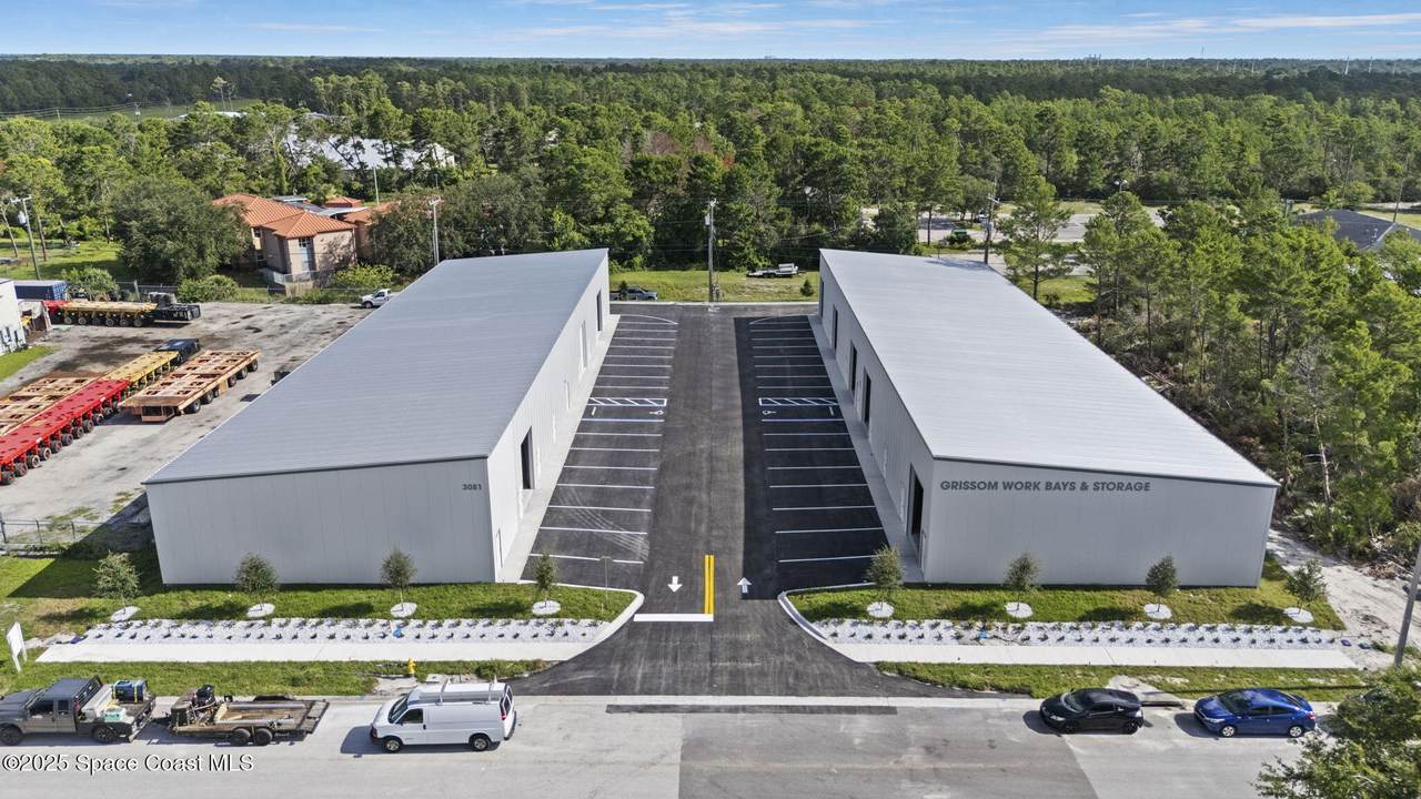 3081 Oxbow Circle - Photo 1