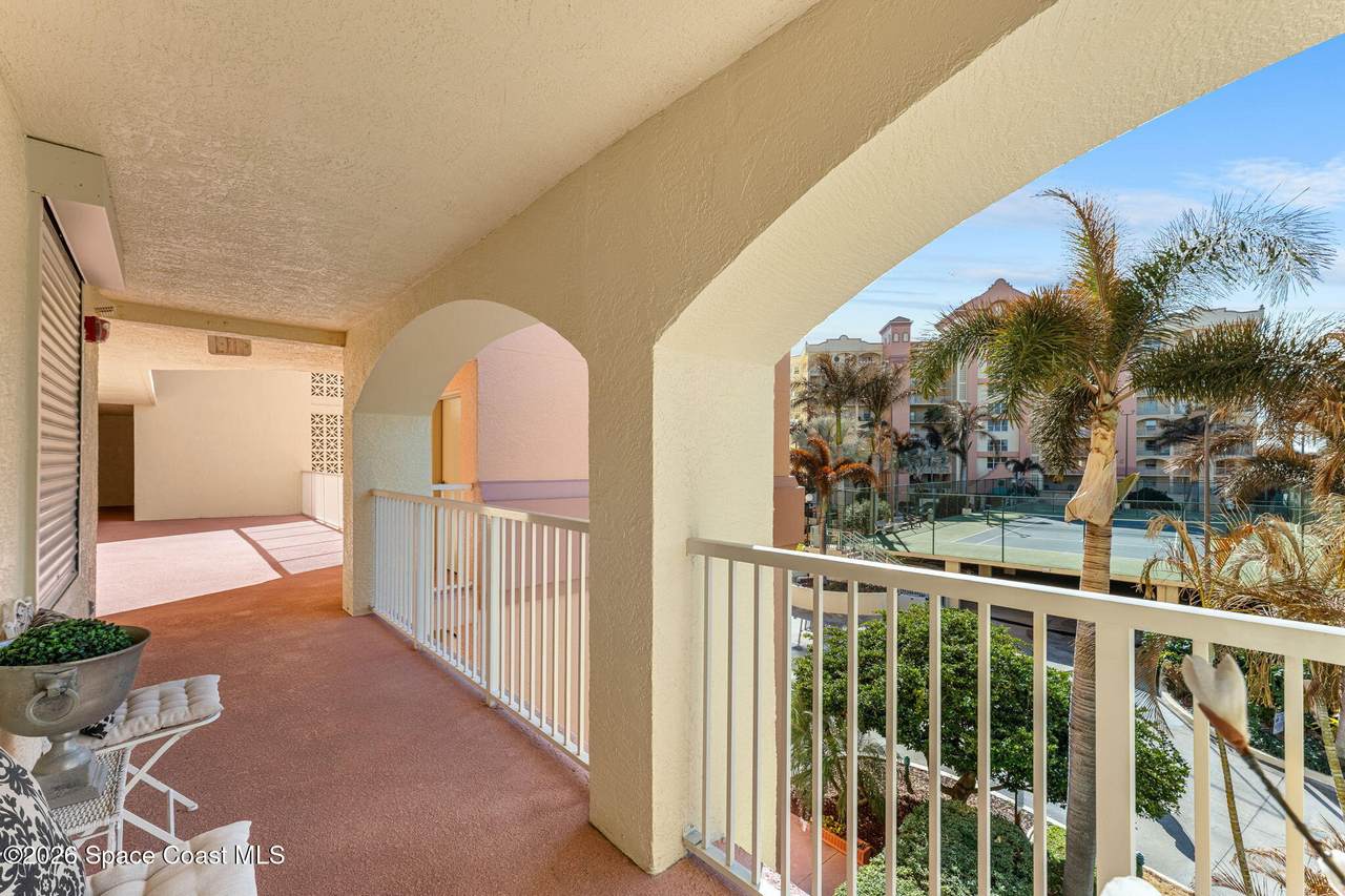 https://bt-photos.global.ssl.fastly.net/spacecoast/1280_boomver_1_1058786-2.jpg