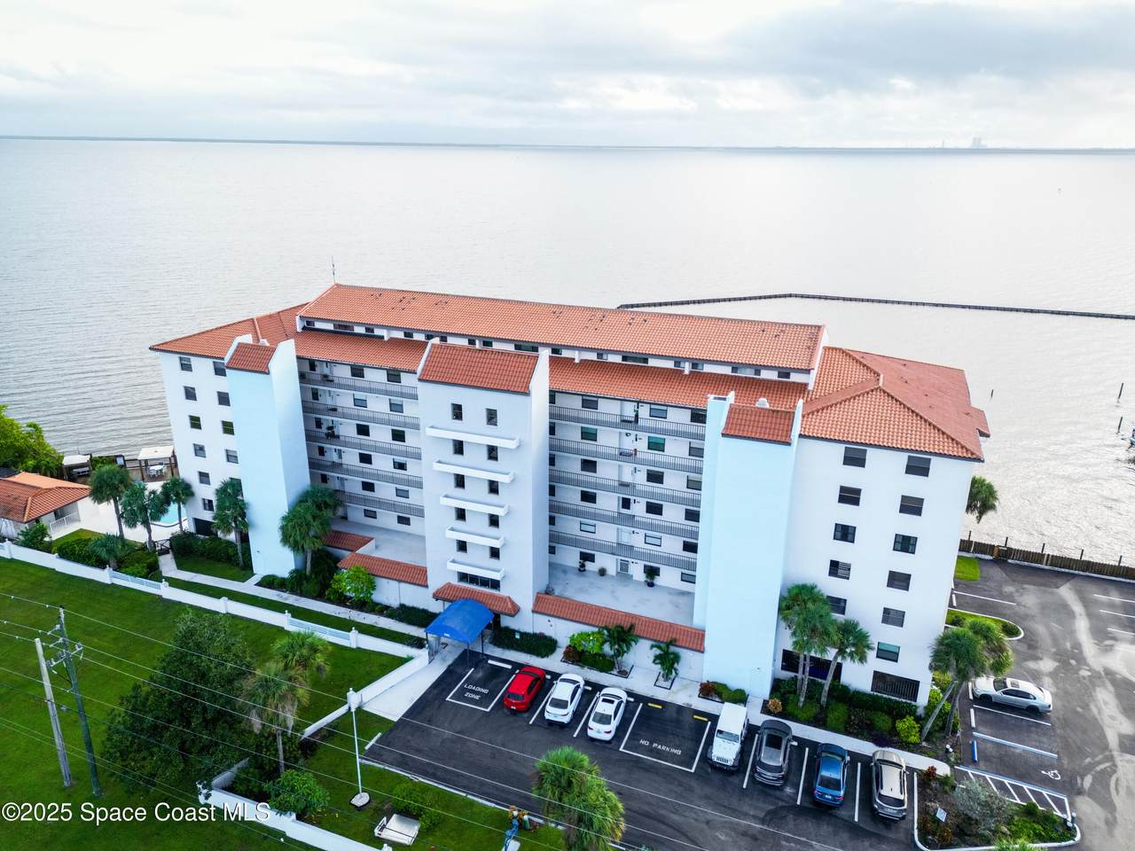 4747 Washington Avenue - Photo 1